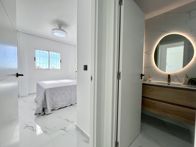 Penthouse for Sale in La Zenia, Alicante 13