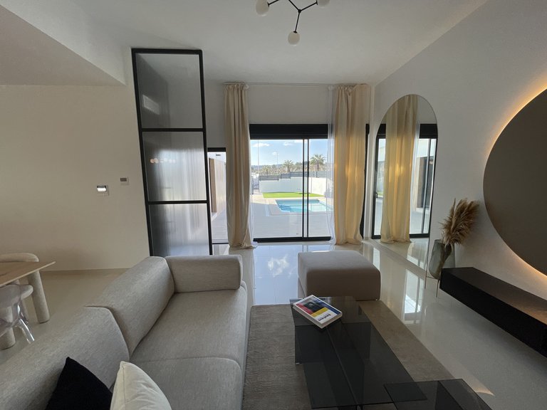 Villa for Sale in San Miguel, Alicante 8