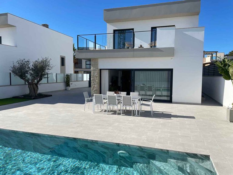 Villa for Sale in San Miguel, Alicante 7