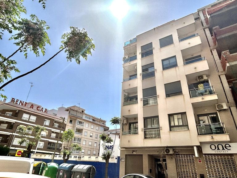 Apartment for Sale in Torrevieja, Alicante 1