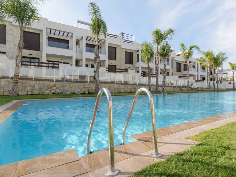 Apartment for Sale in Torrevieja, Alicante 25