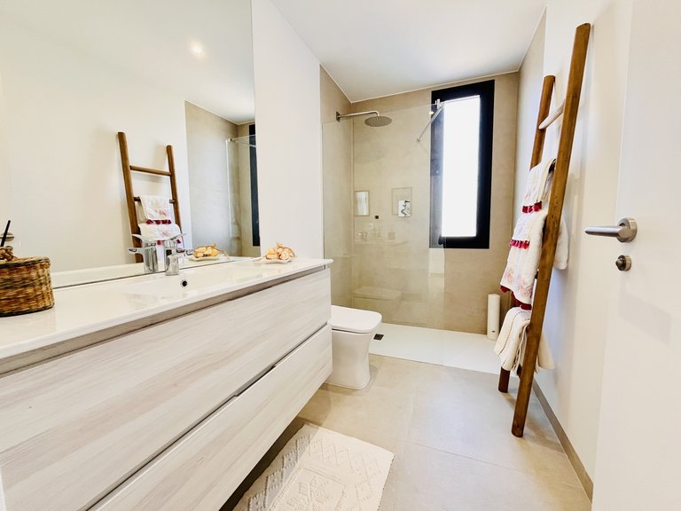 Villa for Sale in Mar De Cristal, Murcia 5
