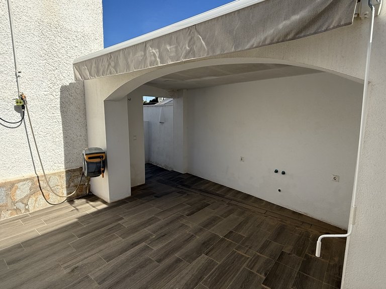 Villa for Sale in San Miguel, Alicante 5