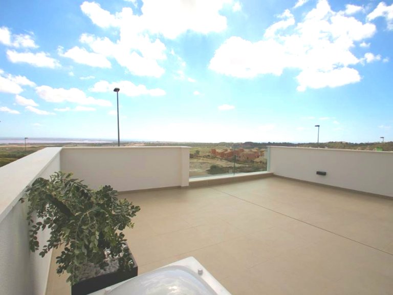 Villa for Sale in Dehesa De Campoamor, Alicante 14