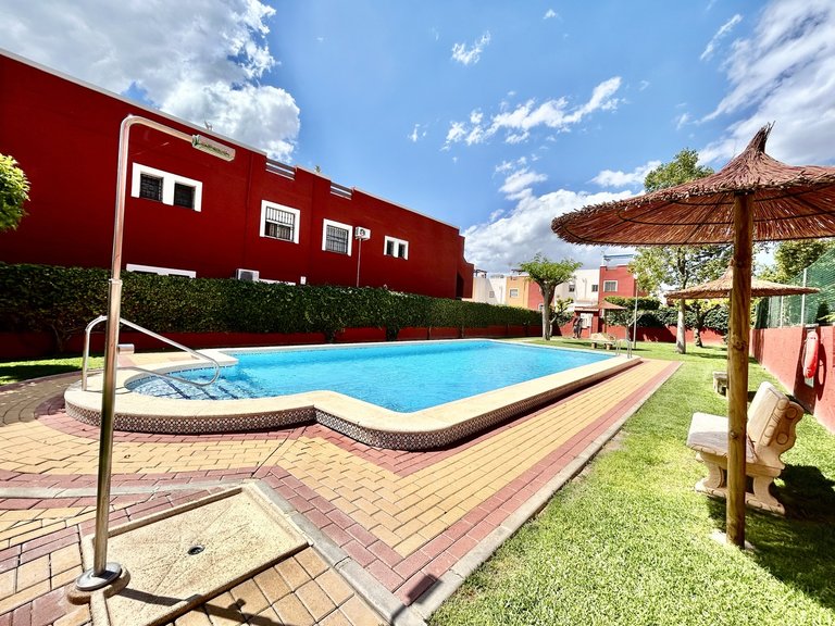 Apartment for Sale in Los Balcones, Alicante 36