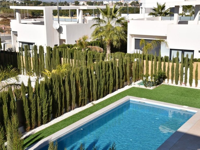 Villa for Sale in Benijofar, Alicante 9