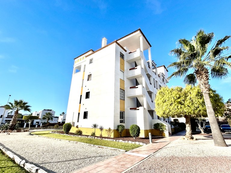 Apartment for Sale in Orihuela Costa, Alicante 28