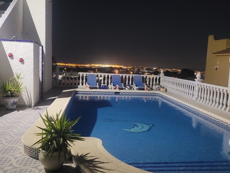 Villa for Sale in Villamartin, Alicante 38