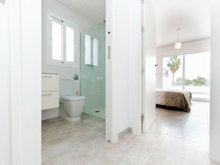 Villa for Sale in Torrevieja, Alicante 16