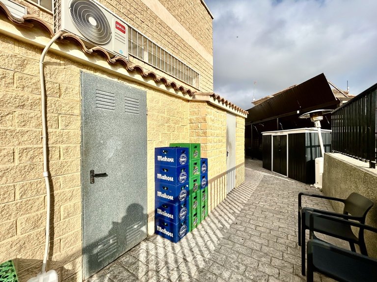 Commercial for Sale in Villamartin, Alicante 40