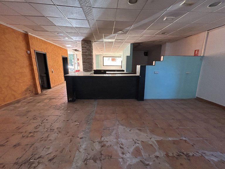 Commercial for Sale in Villamartin, Alicante 7