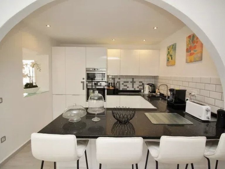 Villa for Sale in Villamartin, Alicante 7