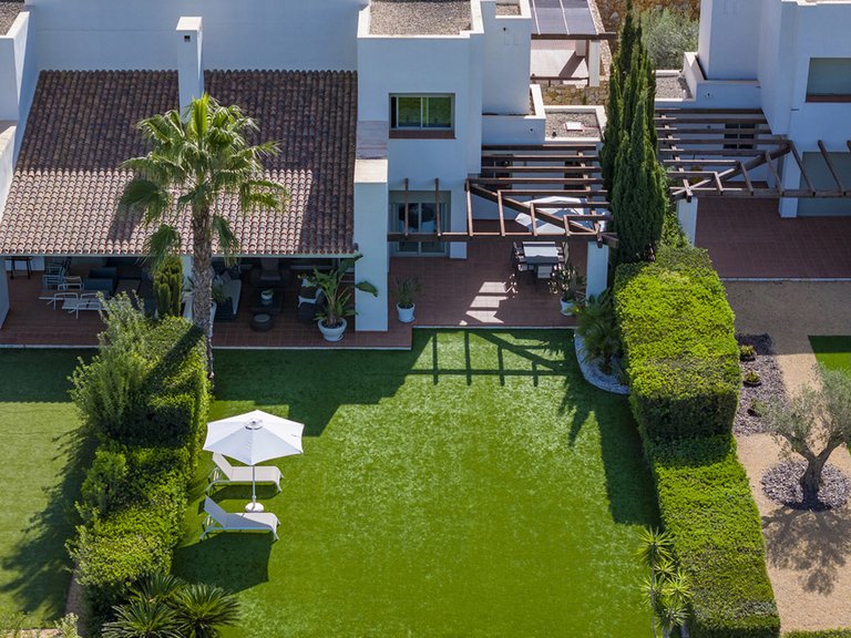 Villa for Sale in Las Colinas Golf Resort, Alicante 1