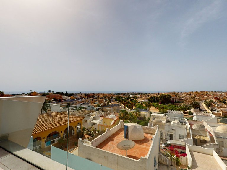 Villa for Sale in Los Balcones, Alicante 38