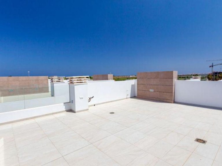 Villa for Sale in Guardamar Del Segura, Alicante 21