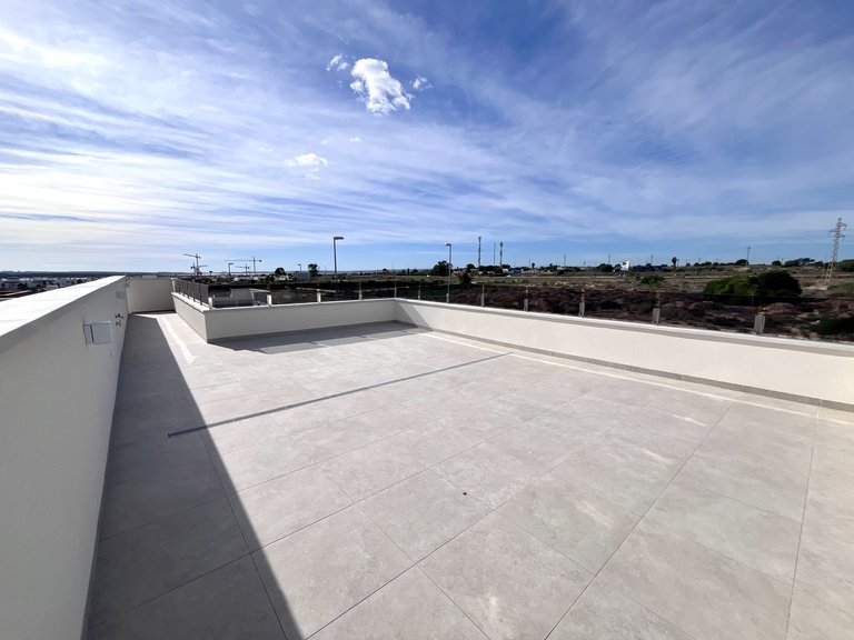 Villa for Sale in Dona Pepa, Alicante 19