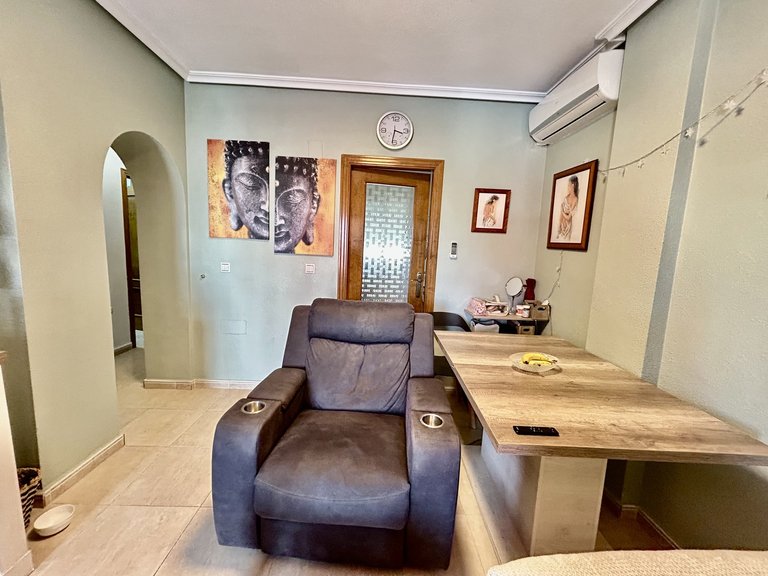 Apartment for Sale in Los Altos, Alicante 14