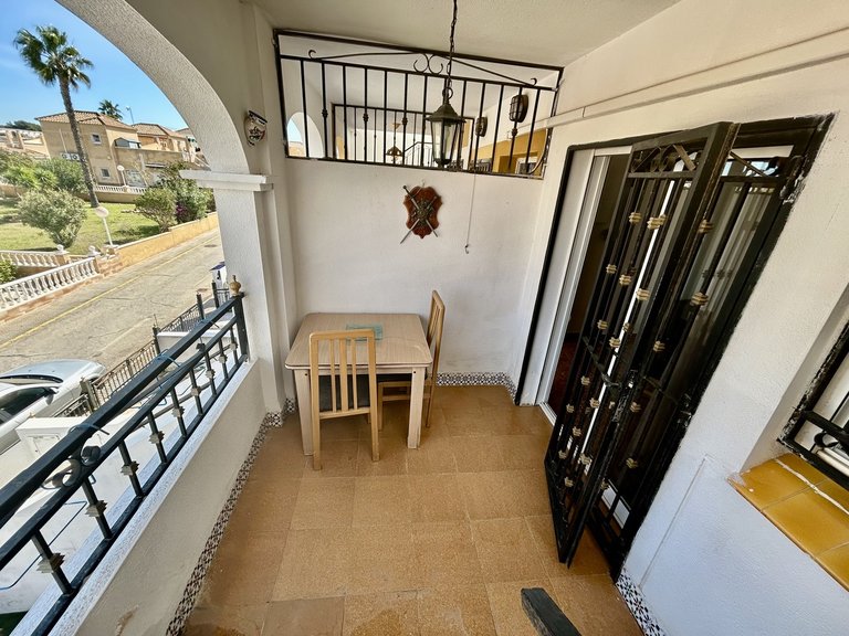 Apartment for Sale in Los Altos, Alicante 11