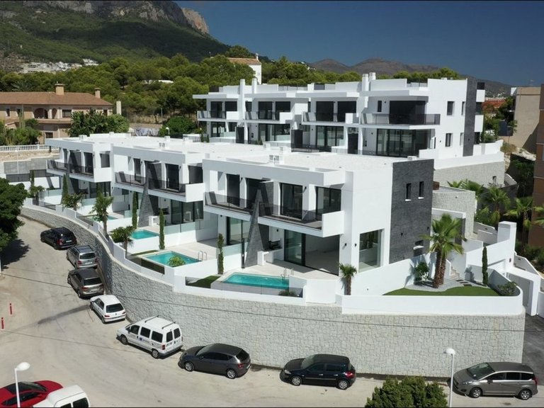 Town House for Sale in Calpe, Alicante 2