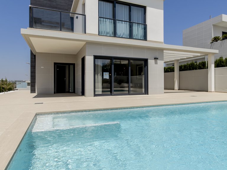 Villa for Sale in Dehesa De Campoamor, Alicante 6