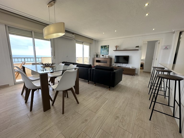 Apartment for Sale in Mil Palmeras, Alicante 9