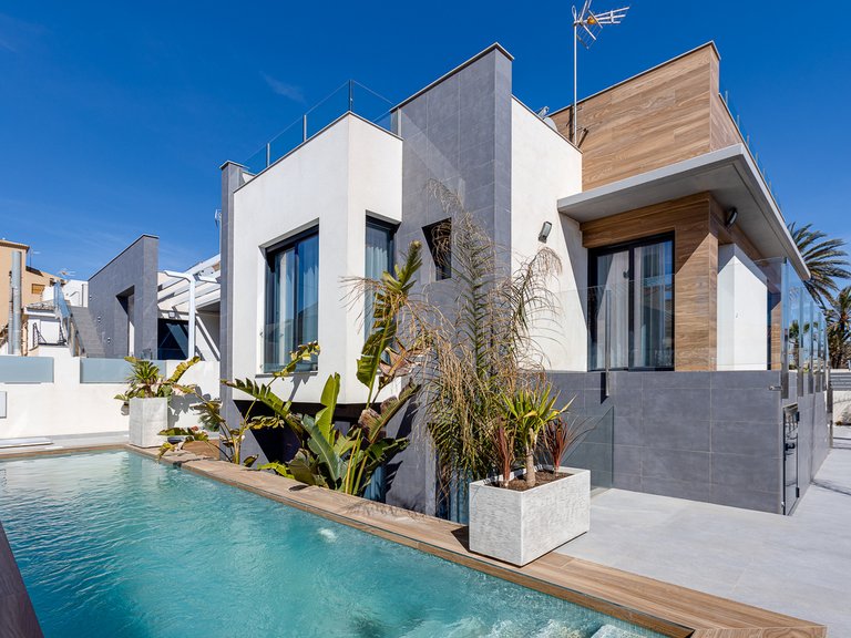 Villa for Sale in La Mata, Alicante 33