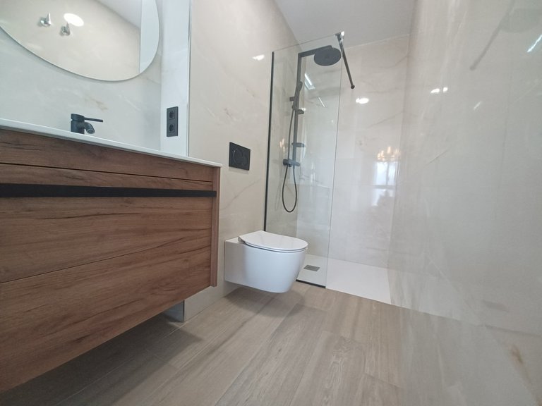 Apartment for Sale in Punta Prima, Alicante 10