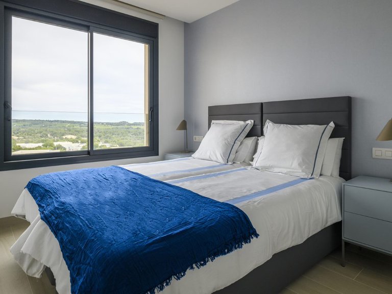 Apartment for Sale in Las Colinas Golf Resort, Alicante 11
