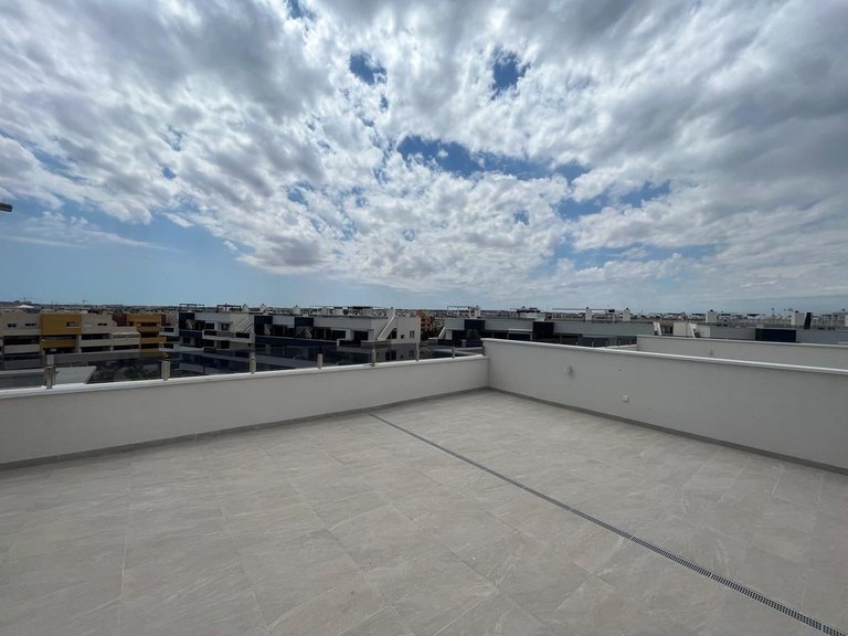 Penthouse for Sale in Torrevieja, Alicante 20