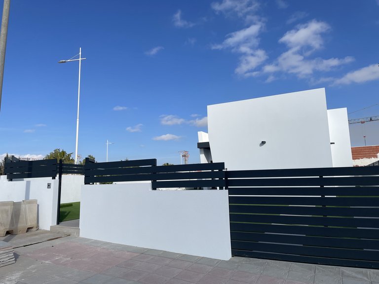 Villa for Sale in San Miguel, Alicante 30
