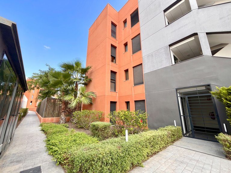 Apartment for Sale in Los Dolses, Alicante 35
