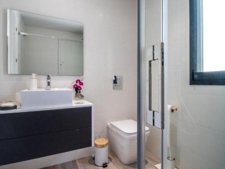 Villa for Sale in San Miguel De Salinas, Alicante 9