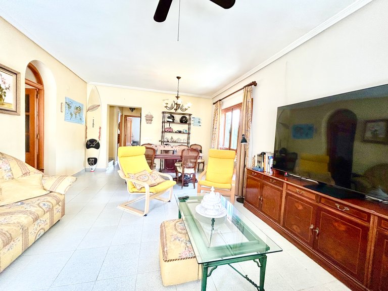 Villa for Sale in La Zenia, Alicante 16