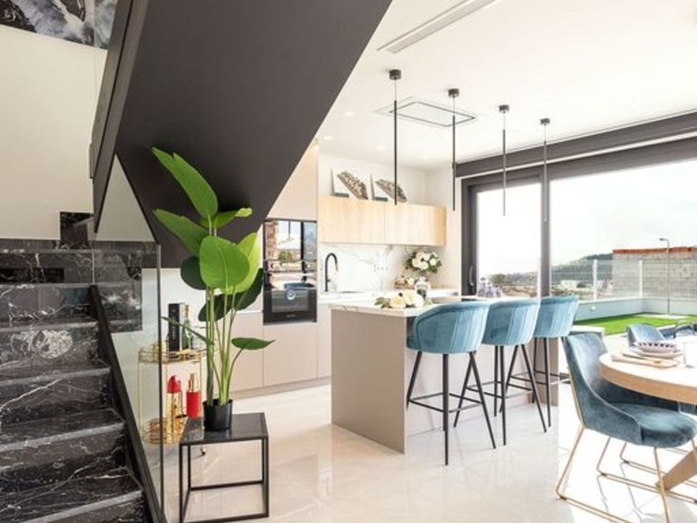 Villa for Sale in Finestrat, Alicante 4