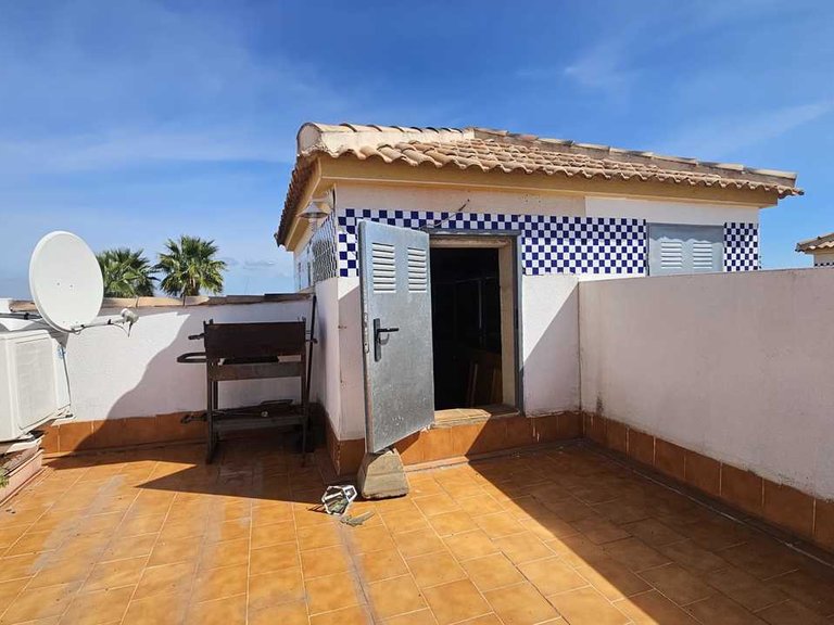 Apartment for Sale in Los Altos, Alicante 12