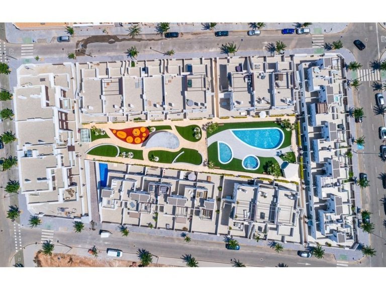 Villa for Sale in Pilar De La Horadada, Alicante 25
