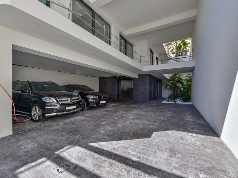 Villa for Sale in Finestrat, Alicante 27