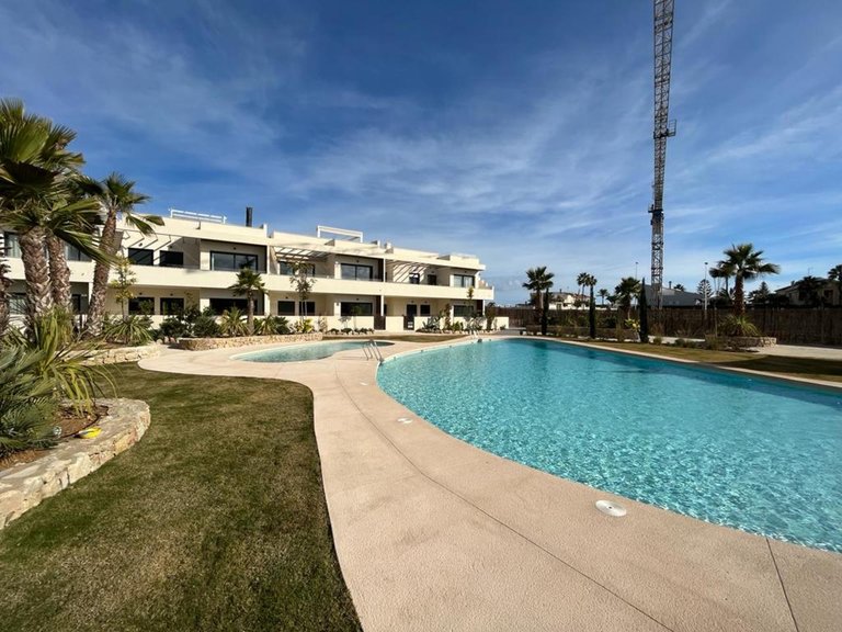 Apartment for Sale in La Veleta, Alicante 1