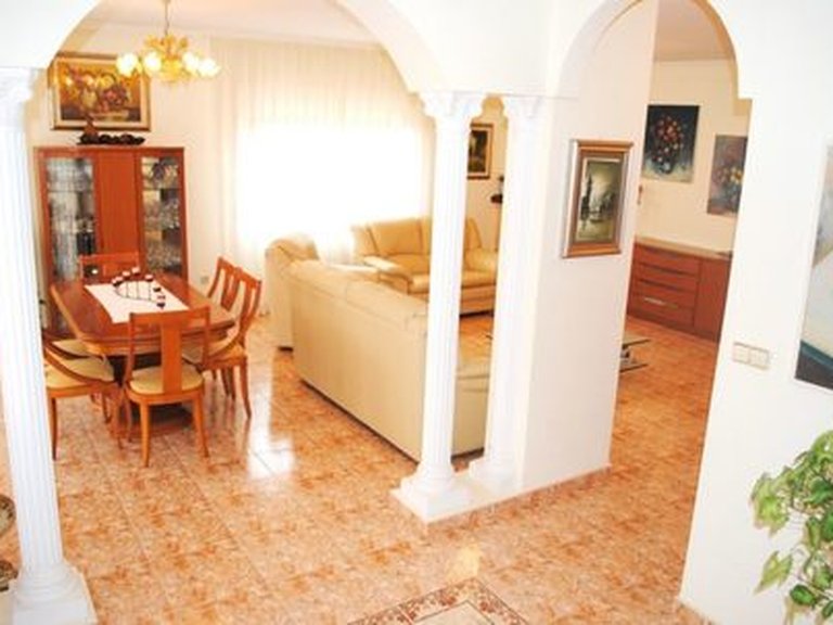 Villa for Sale in La Zenia, Alicante 9