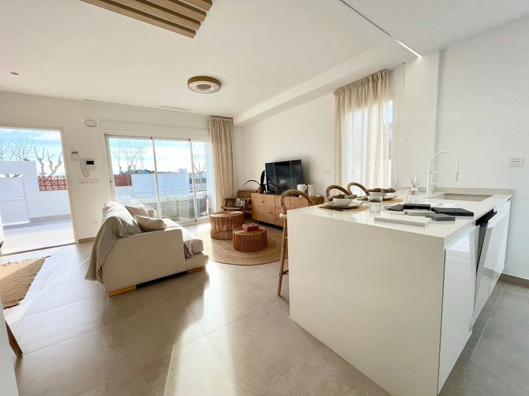 Villa for Sale in Pilar De La Horadada, Alicante 40