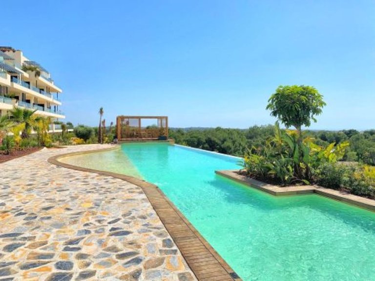 Apartment for Sale in Dehesa De Campoamor, Alicante 1