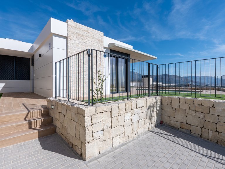 Villa for Sale in Polop, Alicante 3