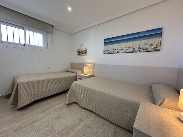 Apartment for Sale in Mil Palmeras, Alicante 21