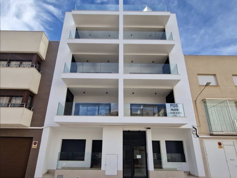 Apartment for Sale in Guardamar, Alicante 1