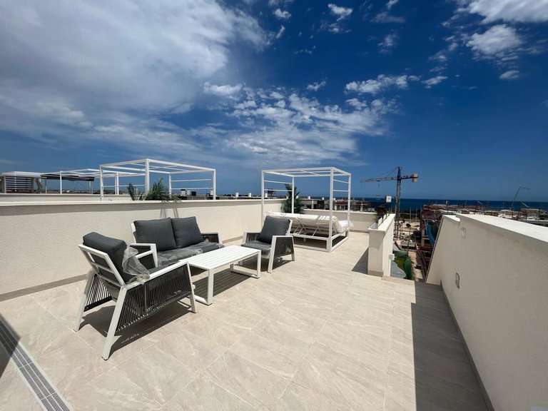 Penthouse for Sale in Torrevieja, Alicante 3