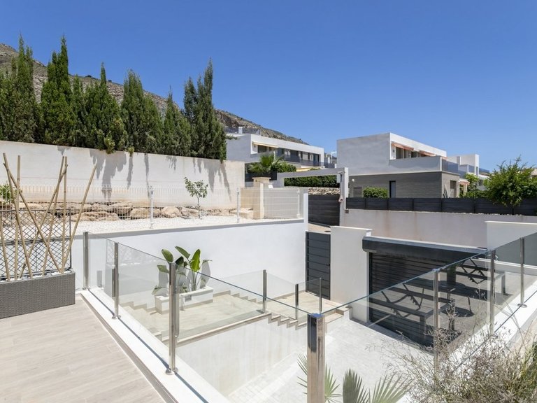 Villa for Sale in Finestrat, Alicante 7