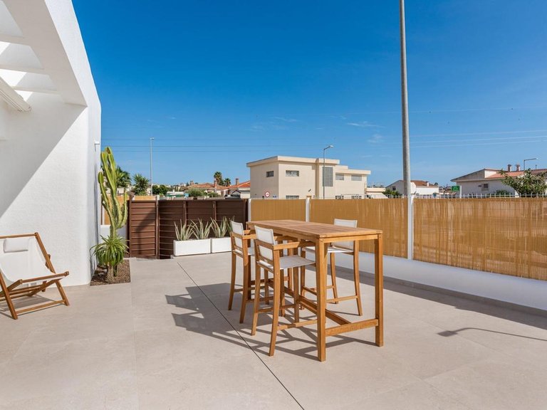 Villa for Sale in Dolores, Alicante 4