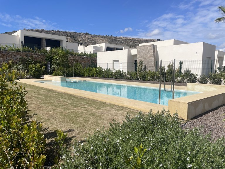 Villa for Sale in Algorfa, Alicante 2