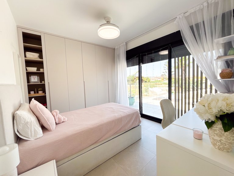 Villa for Sale in Cabo Roig, Alicante 37