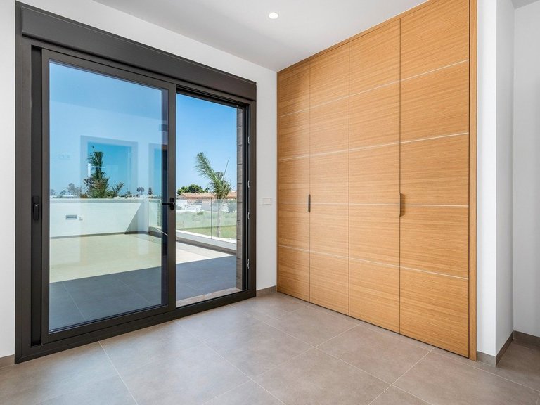 Villa for Sale in Santiago De La Ribera, Murcia 25